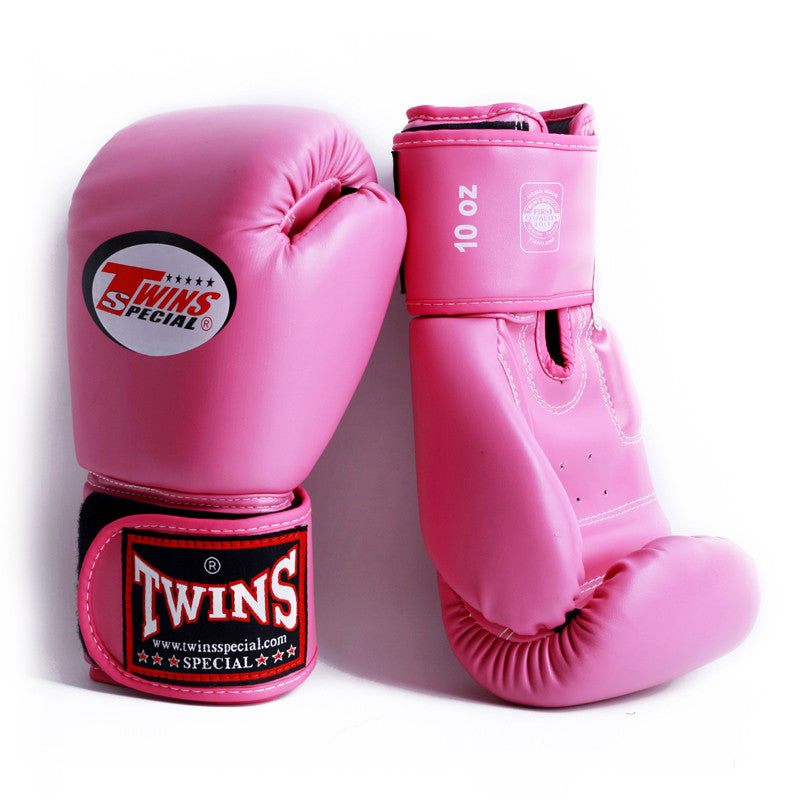 Boxing gloves Adult kid beautiful MMA Glove Punching bag mitts super quality kickboxing glove training competition